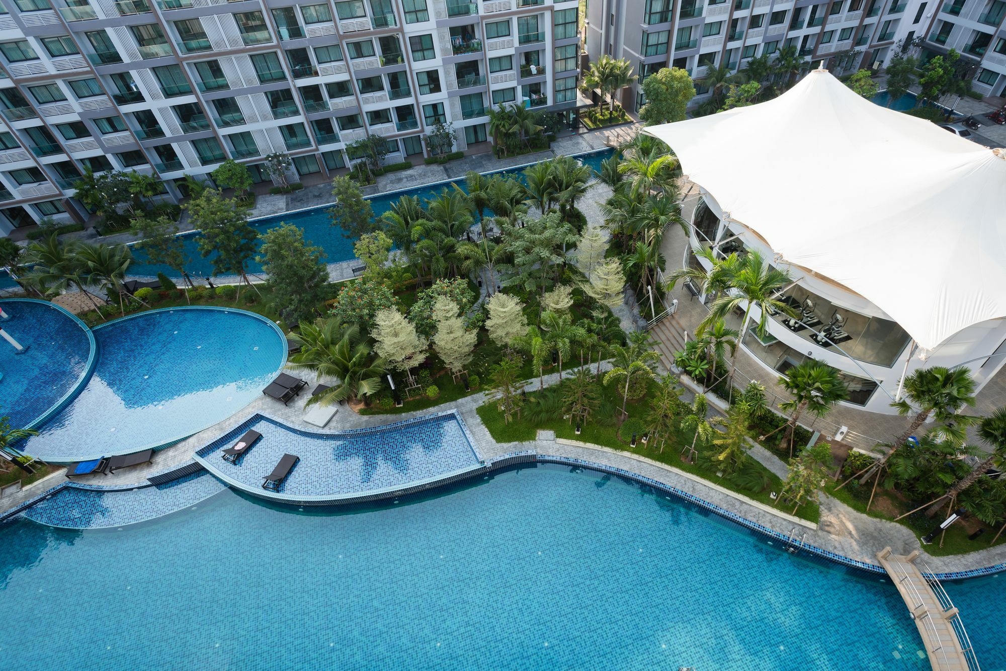 Dusit Grand Park Apartment หาดจอมเทียน ภายนอก รูปภาพ